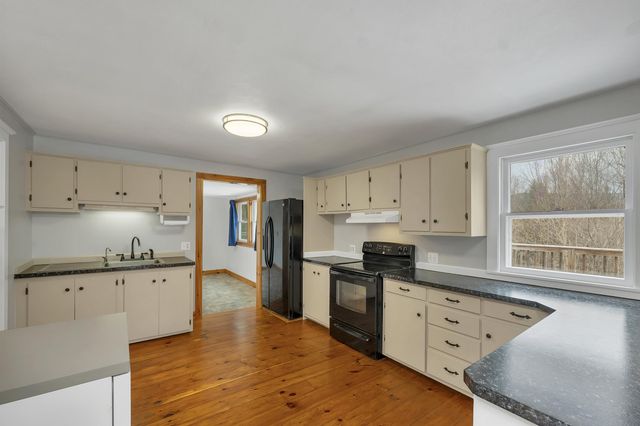 80 Docs Drive, Grantham, NH 03753