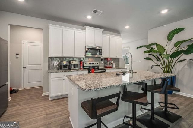 458 Burgundy Terrace SE, Atlanta, GA 30354