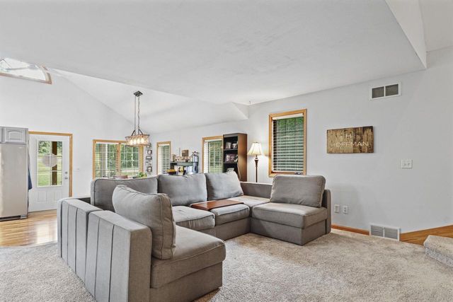 4273 County Road TT, Sun Prairie, WI 53590