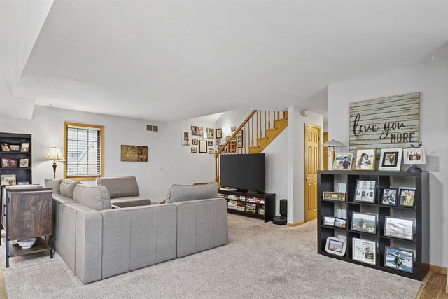 4273 County Road TT, Sun Prairie, WI 53590