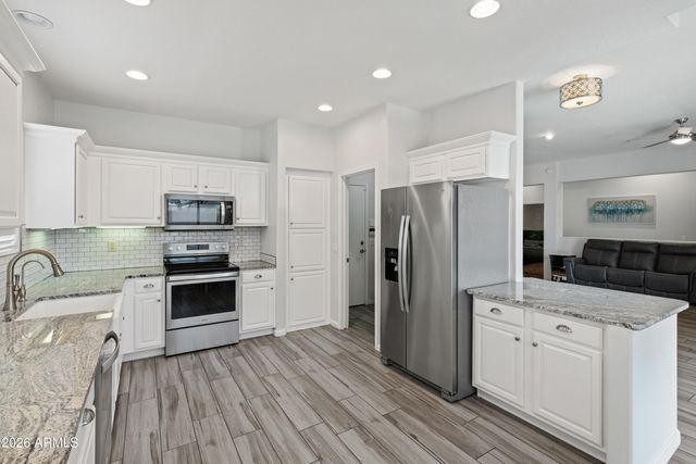 18218 N 48TH Place, Scottsdale, AZ 85254