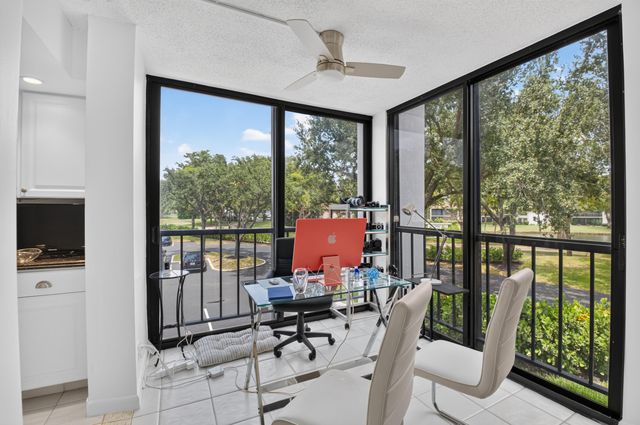 7847 Lakeside Boulevard 1024, Boca Raton, FL 33434