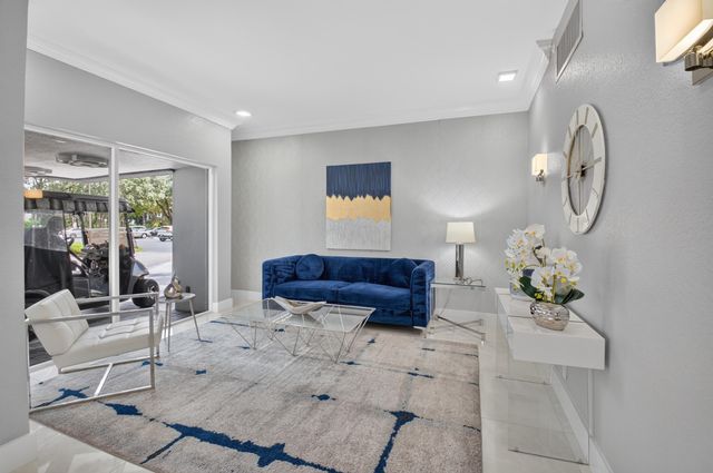 7847 Lakeside Boulevard 1024, Boca Raton, FL 33434