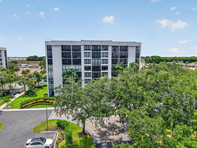 7847 Lakeside Boulevard 1024, Boca Raton, FL 33434