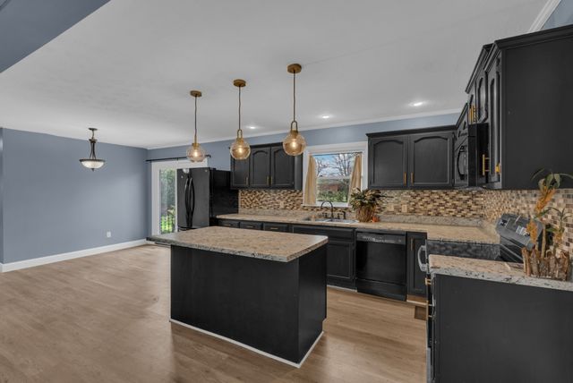 1222 Glenwood Dr, Cookeville, TN 38501