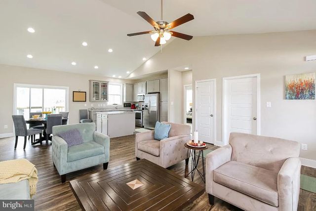 46 WATTLEY CT, Martinsburg, WV 25405