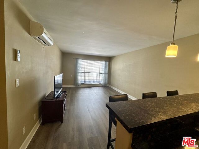 10982 Roebling Avenue 313, Los Angeles, CA 90024