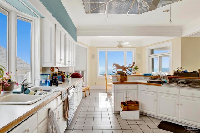 3422 Chantarene Dr, Pensacola, FL 32507