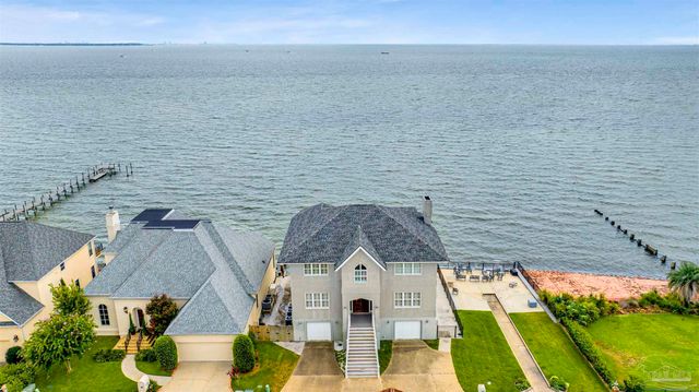 3422 Chantarene Dr, Pensacola, FL 32507