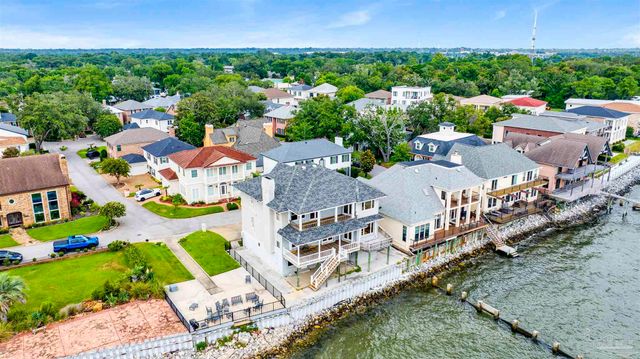 3422 Chantarene Dr, Pensacola, FL 32507