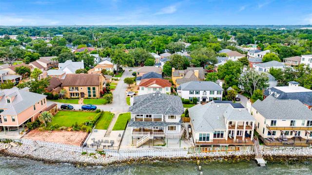 3422 Chantarene Dr, Pensacola, FL 32507