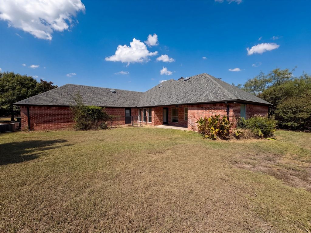 2836 S Lakeview Drive, Cedar Hill, TX 75104 — photo 5