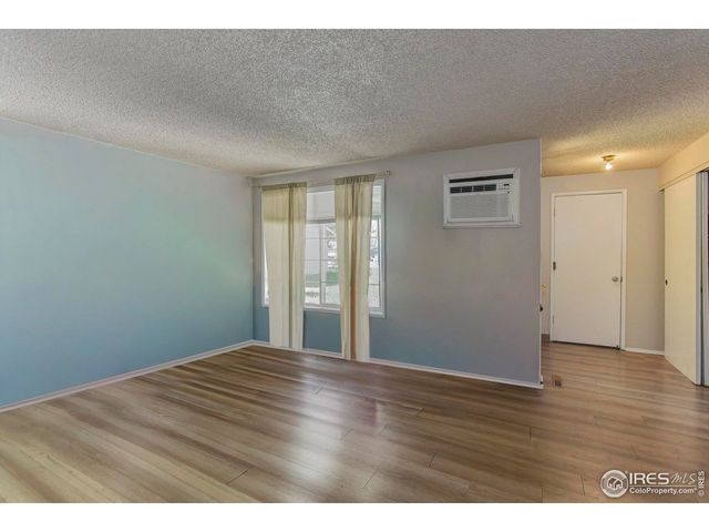 628 Jocelyn Dr, Loveland, CO 80537