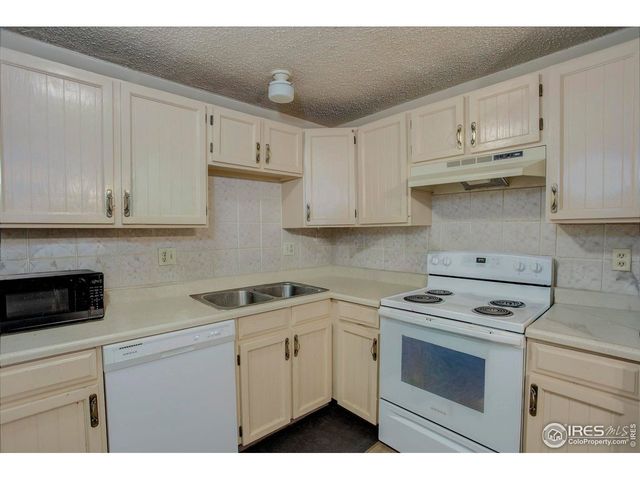 628 Jocelyn Dr, Loveland, CO 80537