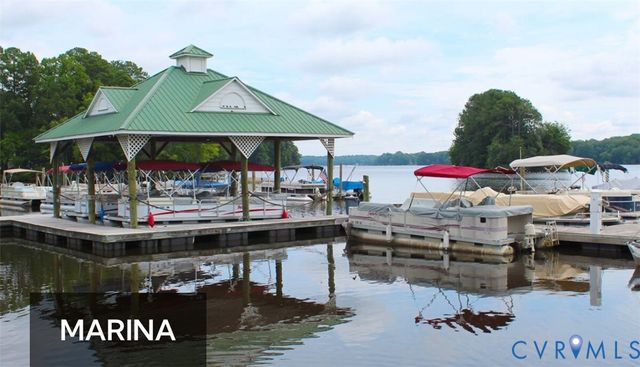 6104 Lansgate Rd, Midlothian, VA 23112