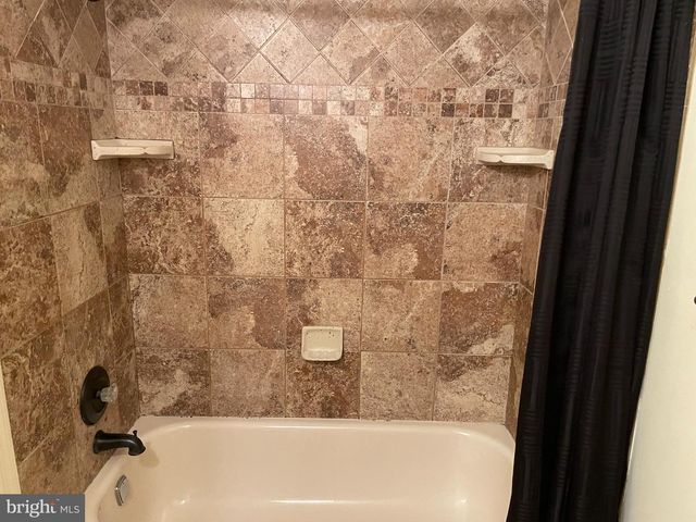 46 CRANBERRY CT, Marlton, NJ 08053