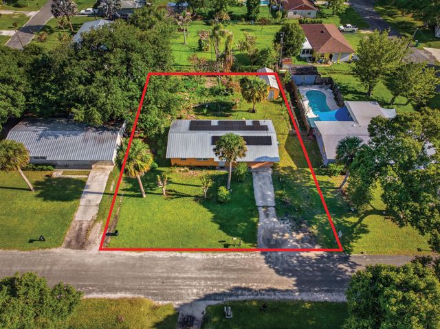 2805 Brantley Road, Fort Pierce, FL 34981