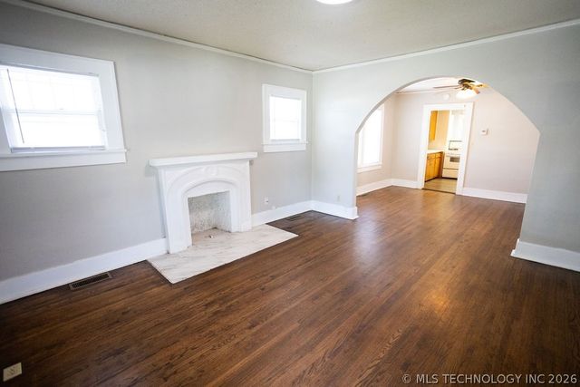 1147 S Florence Avenue, Tulsa, OK 74104