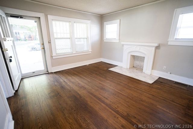 1147 S Florence Avenue, Tulsa, OK 74104