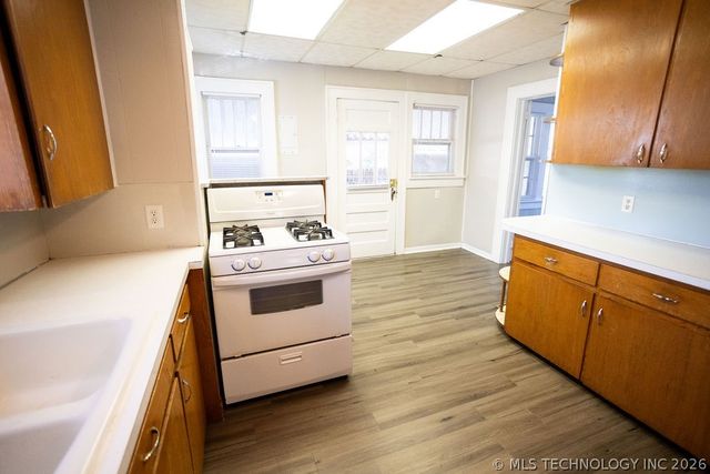 1147 S Florence Avenue, Tulsa, OK 74104