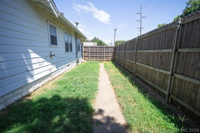 1147 S Florence Avenue, Tulsa, OK 74104