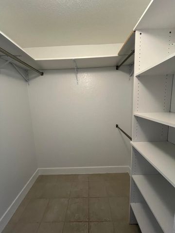 2137 SHOMA Drive 156, Royal Palm Beach, FL 33414