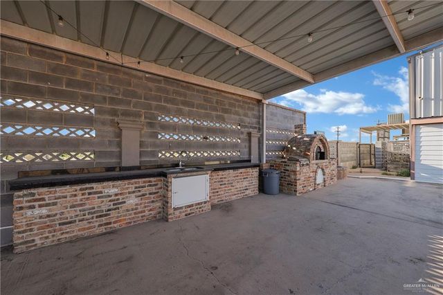 8517 State Highway 107, Mission, TX 78573