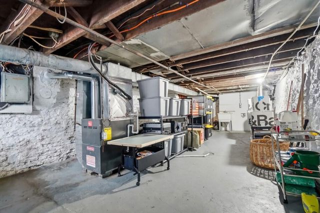 634 W 12th Street, Covington, KY 41011
