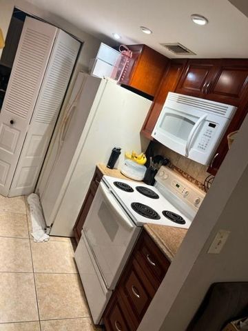 500 NE 2nd Street 425, Dania Beach, FL 33004