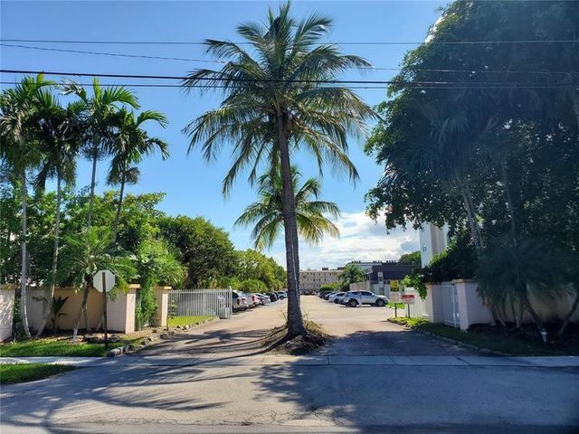 500 NE 2nd Street 425, Dania Beach, FL 33004