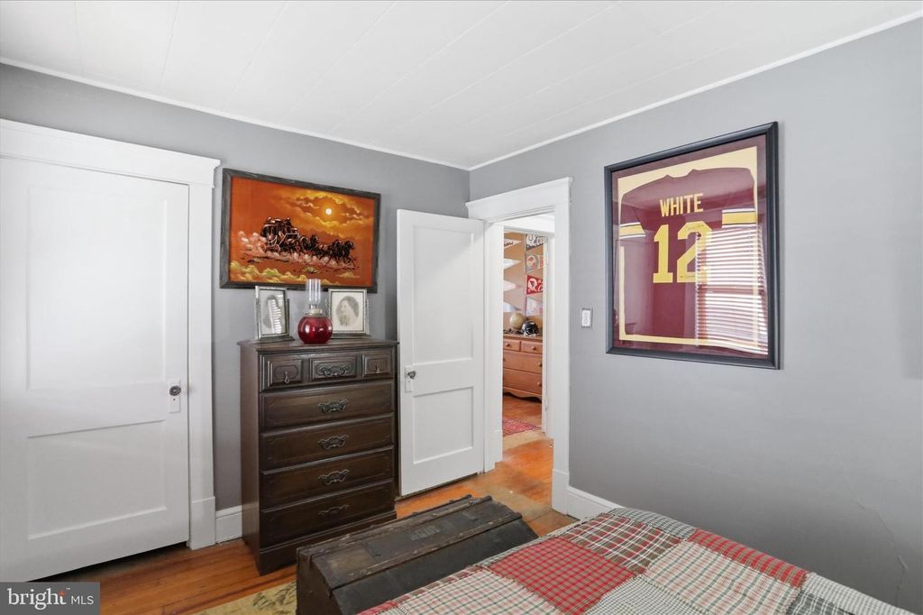 Image 18 of property listing at 905 FAYETTE ST, Cumberland, MD 21502