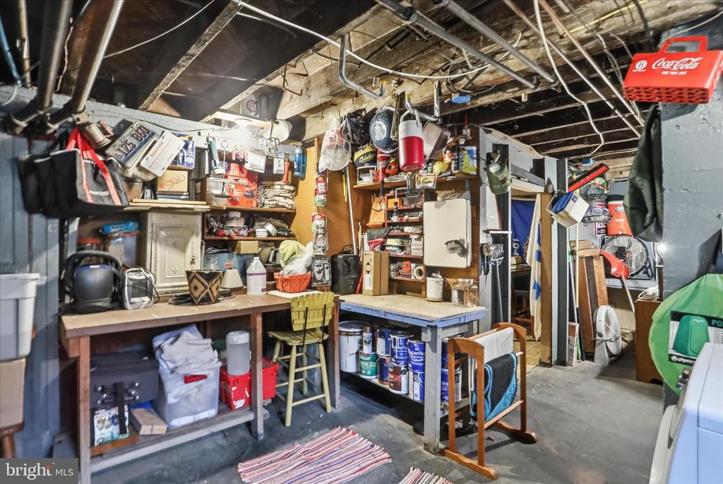 Image 25 of property listing at 905 FAYETTE ST, Cumberland, MD 21502
