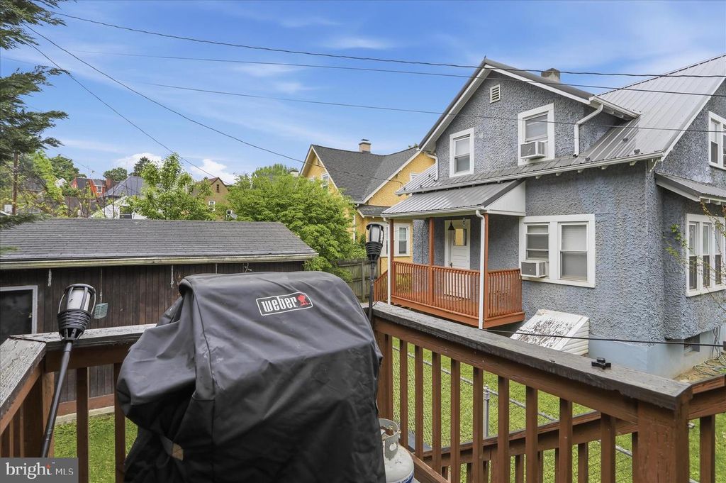 Image 29 of property listing at 905 FAYETTE ST, Cumberland, MD 21502