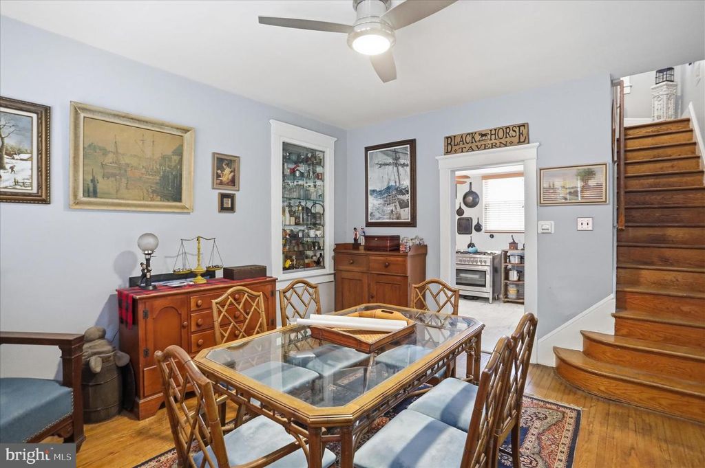 Image 8 of property listing at 905 FAYETTE ST, Cumberland, MD 21502