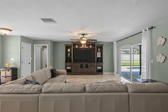 3046 OAK COVE DRIVE, Clearwater, FL 33759