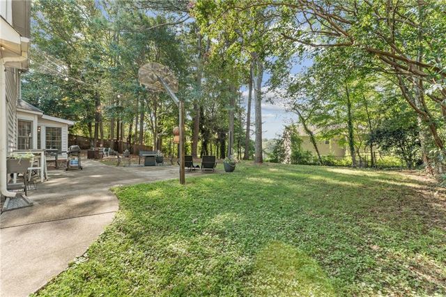 4961 Thornwood Trace NW, Acworth, GA 30102