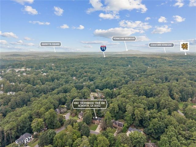 4961 Thornwood Trace NW, Acworth, GA 30102