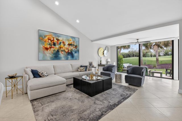 19560 Sawgrass Drive 2203, Boca Raton, FL 33434