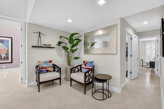 19560 Sawgrass Drive 2203, Boca Raton, FL 33434