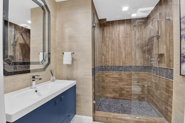 19560 Sawgrass Drive 2203, Boca Raton, FL 33434