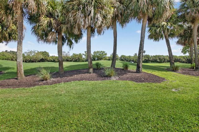 19560 Sawgrass Drive 2203, Boca Raton, FL 33434