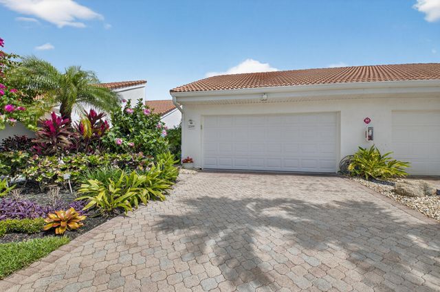 19560 Sawgrass Drive 2203, Boca Raton, FL 33434