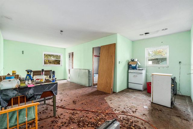 11747 CHRISTIAN COURT, Tampa, FL 33612