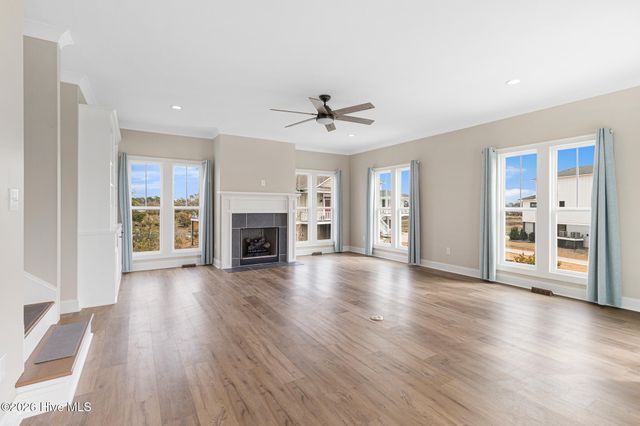 919 Calamanda Court, Morehead City, NC 28557