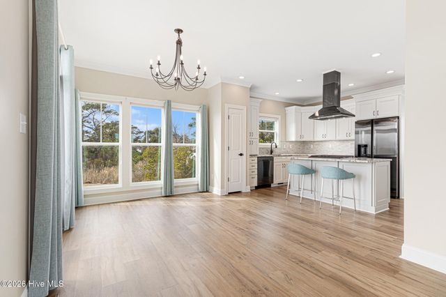 919 Calamanda Court, Morehead City, NC 28557