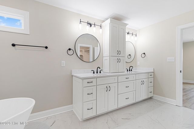 919 Calamanda Court, Morehead City, NC 28557