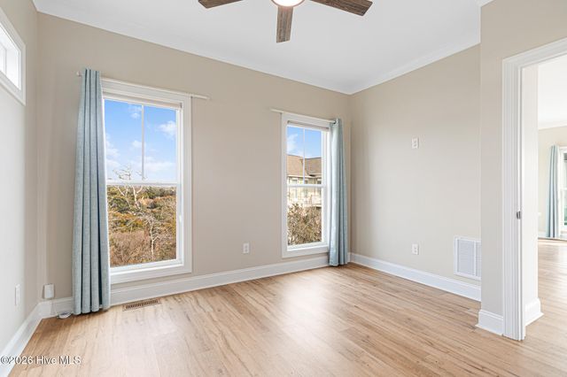 919 Calamanda Court, Morehead City, NC 28557