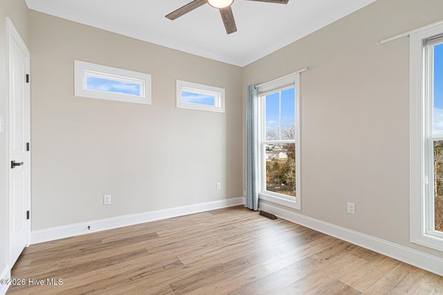 919 Calamanda Court, Morehead City, NC 28557