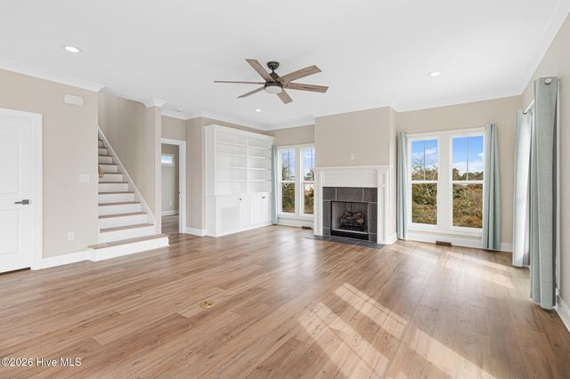 919 Calamanda Court, Morehead City, NC 28557