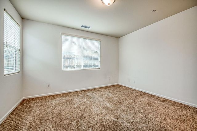 2143 Lombard Lane, Clovis, CA 93619